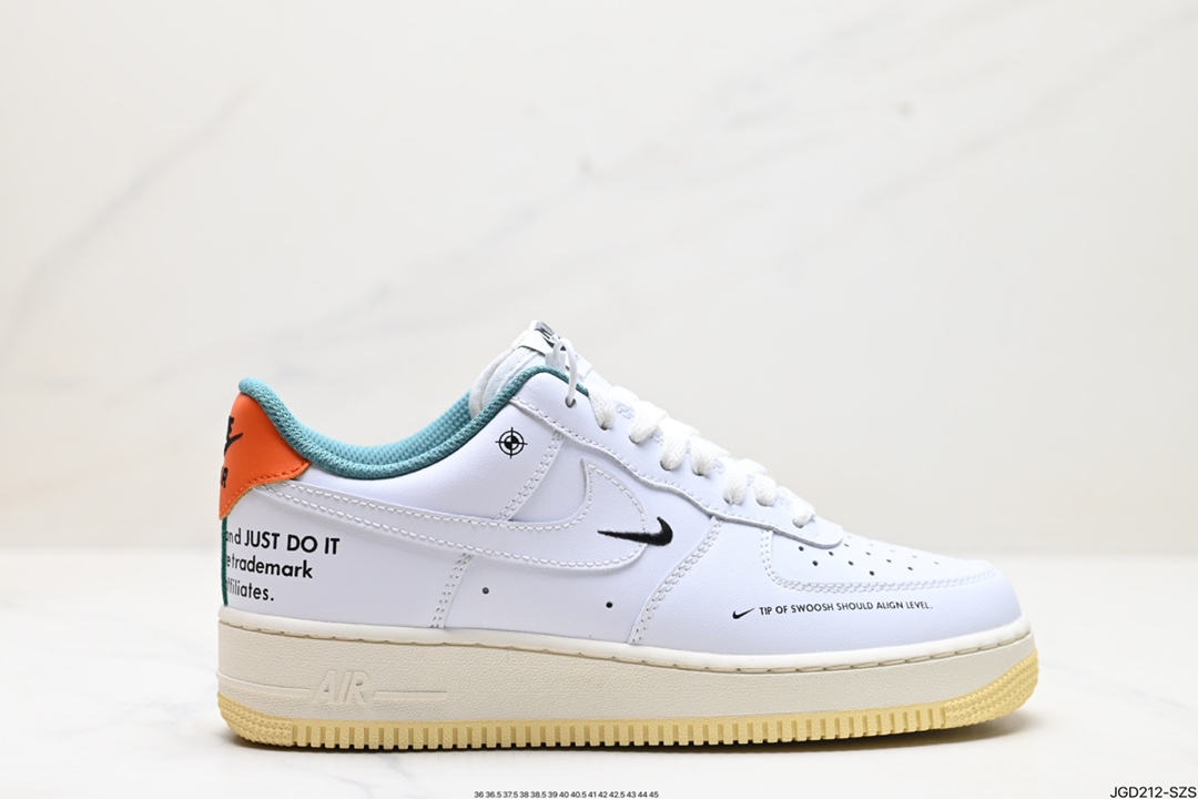 NIKE AlR FORCE 1‘07 DM0970-111