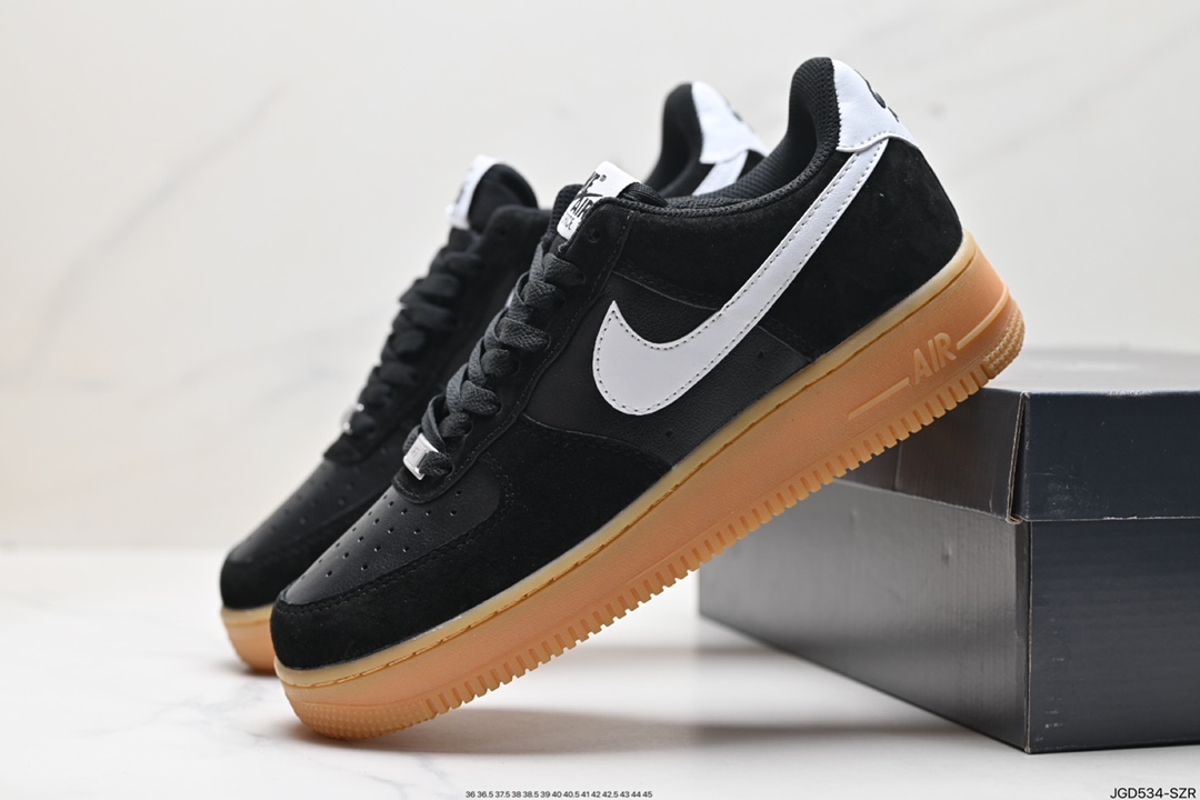 NIKE AIR FORCE 1‘07 LV8 FQ8714-004