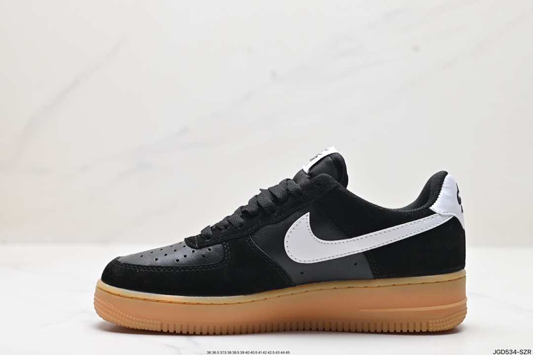 NIKE AIR FORCE 1‘07 LV8 FQ8714-004