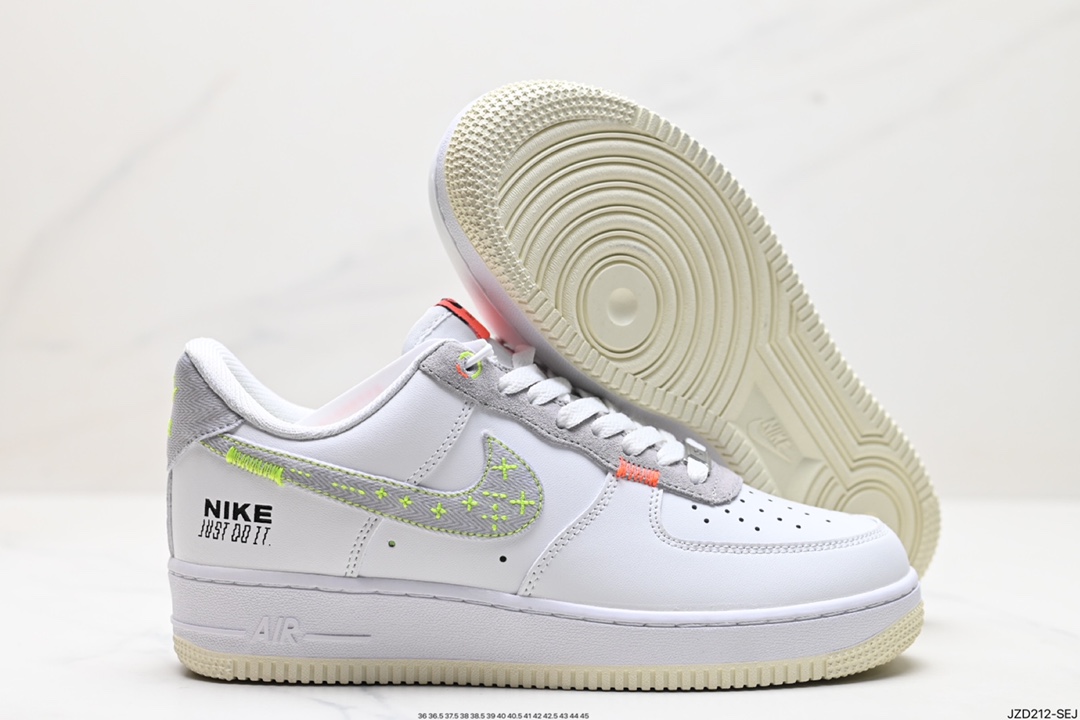 耐克Nike AIR FORCE 1‘07 空军一号低帮百搭休闲运动板鞋 FB1853-111