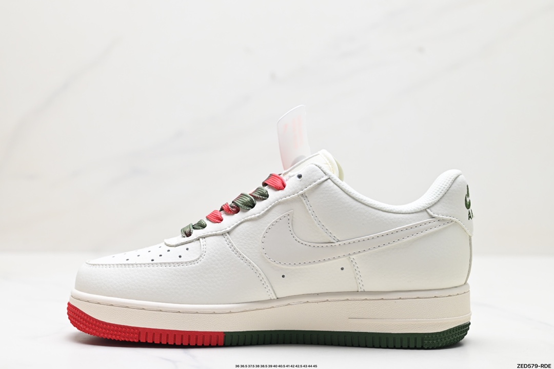 NIKE AIR FORCE 1‘07 LV8 XZ6188-009