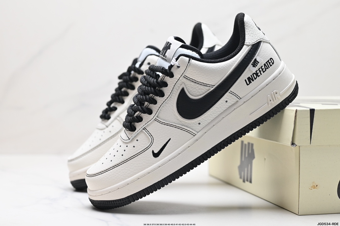 NIKE AIR FORCE 1‘07 LV8 低帮空军版型 UT2023-201