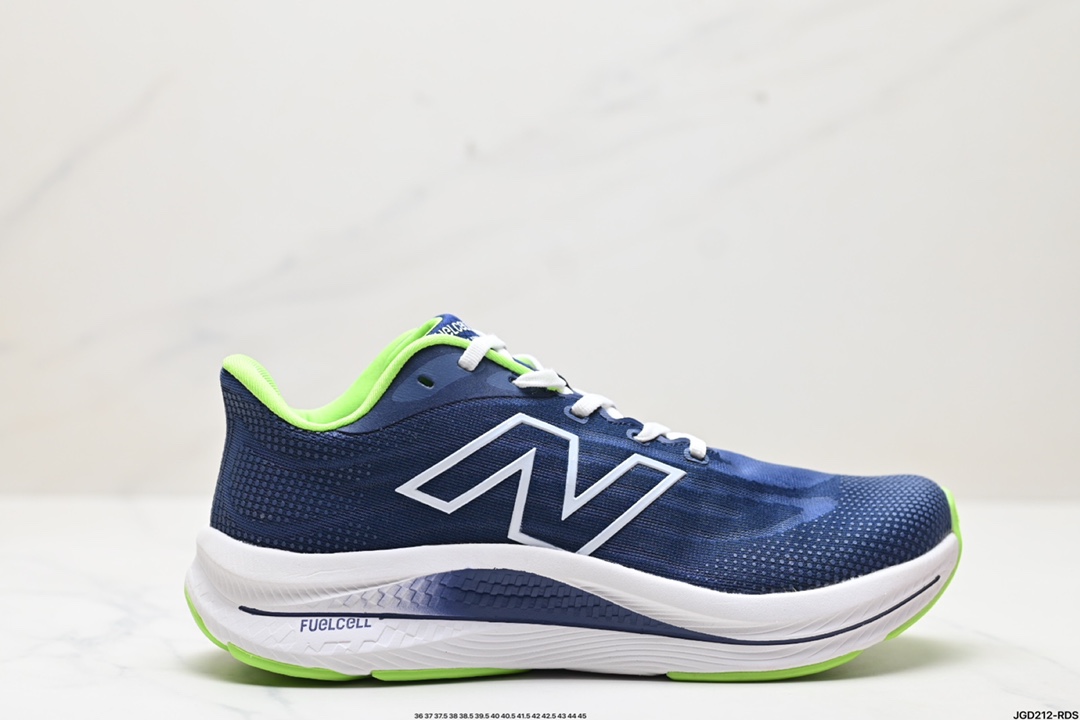 New Balance NB FuelCell 跑步鞋 FuelCell SuperComp Trainer采用FuelCell中底 WWWKELB1