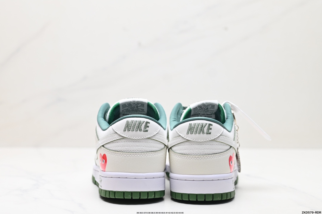 NK Dunk Low Retro “DIY高端定制” 低帮休闲运动板鞋  KK1888-010