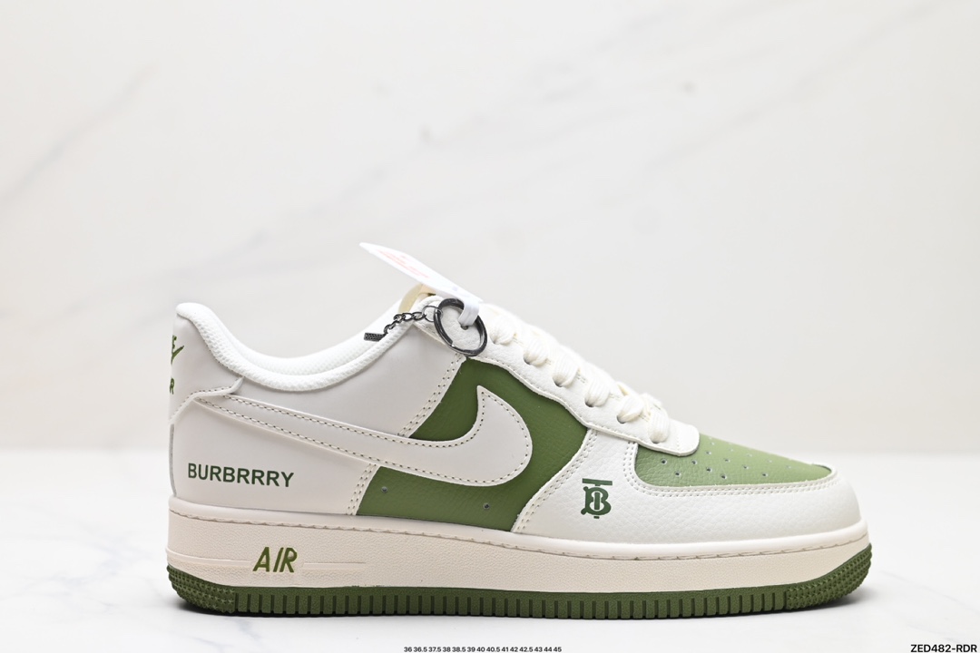 NIKE AIR FORCE 1‘07  888168-221