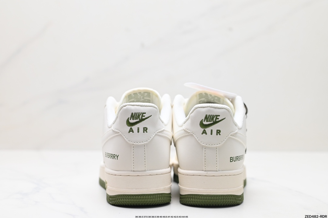 NIKE AIR FORCE 1‘07  888168-221