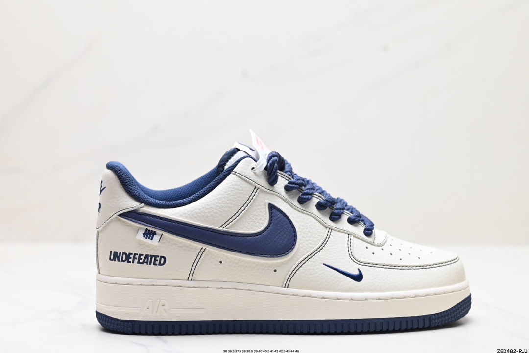 NIKE AIR FORCE 1‘07 LV8  UT2023-205