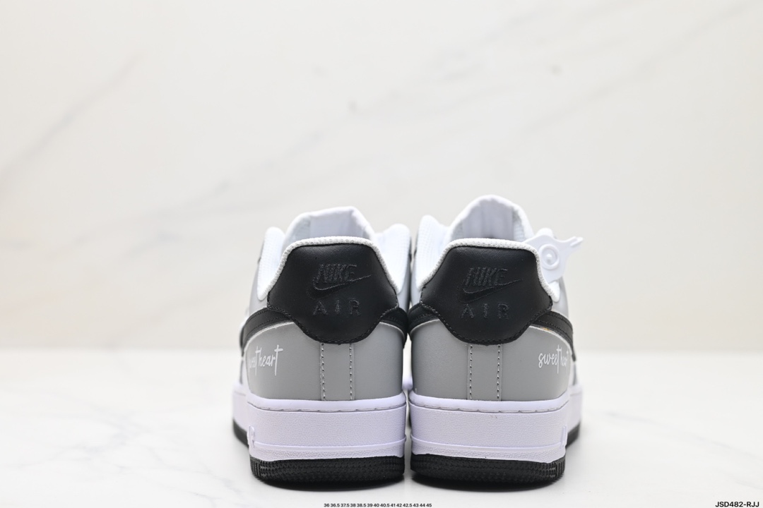 NIKE AIR FORCE 1‘07  DY8899-001