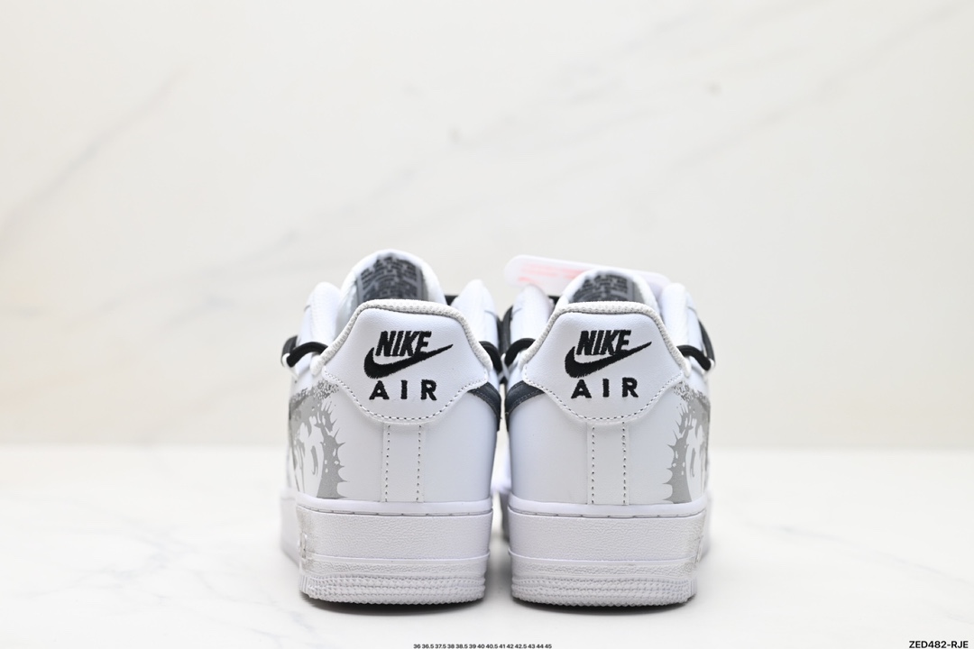 NIKE AIR FORCE 1‘07  ZH0316-031