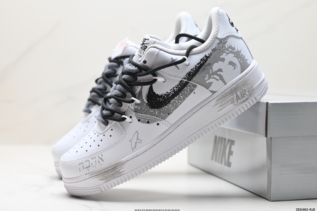 NIKE AIR FORCE 1‘07  ZH0316-031