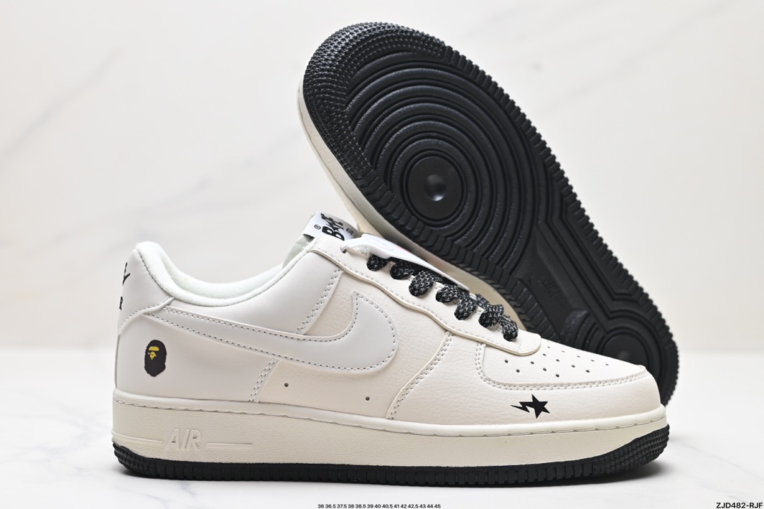 NIKE AIR FORCE 1‘07  FG6688-103