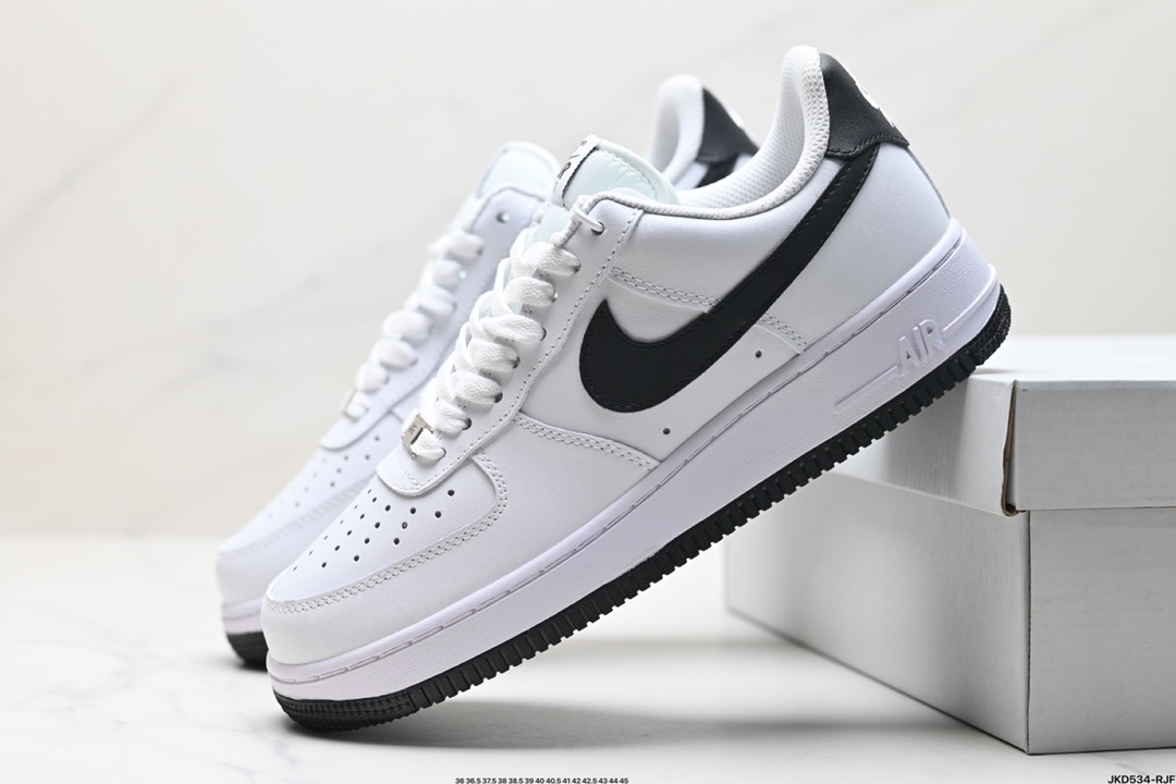 耐克Nike AIR FORCE 1‘07 空军一号低帮百搭休闲运动板鞋  FJ4146-104