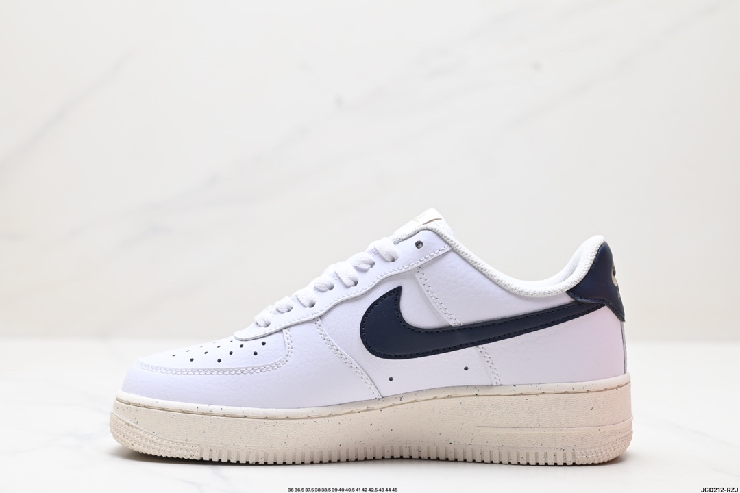 NIKE AIR FORCE 1‘07  FZ6768-100