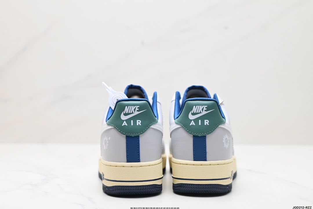 NIKE AIR FORCE 1‘07 HM3721-111