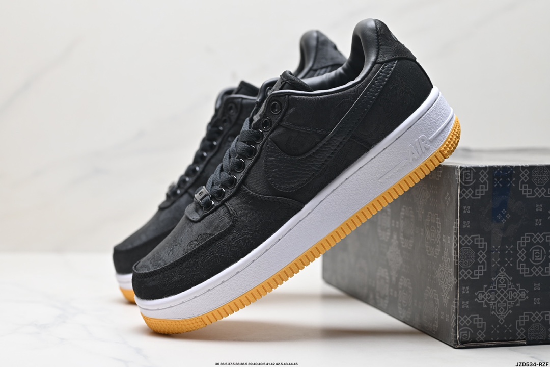 Air Jordan Force 1 Scarpe Air Jordan Nero Ricamo Uomini Gomma Seta Top bassi