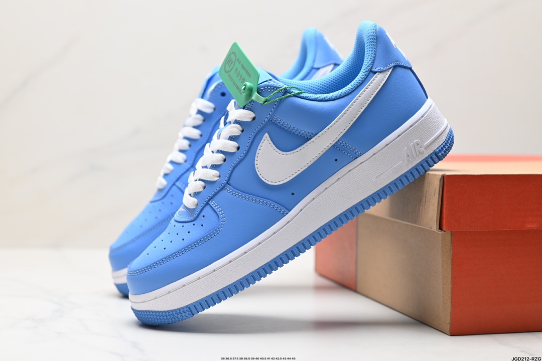 NIKE AIR FORCE 1‘07  DM0576-400