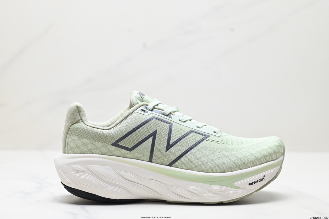 New Balance Alto
 Scarpe Sneaker In vendita a buon mercato ora
 Rosso Tessuto Top bassi