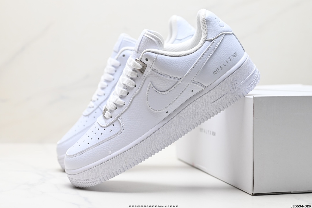 耐克Nike AIR FORCE 1'07 空军一号低帮百搭休闲运动板鞋 FJ4908-001