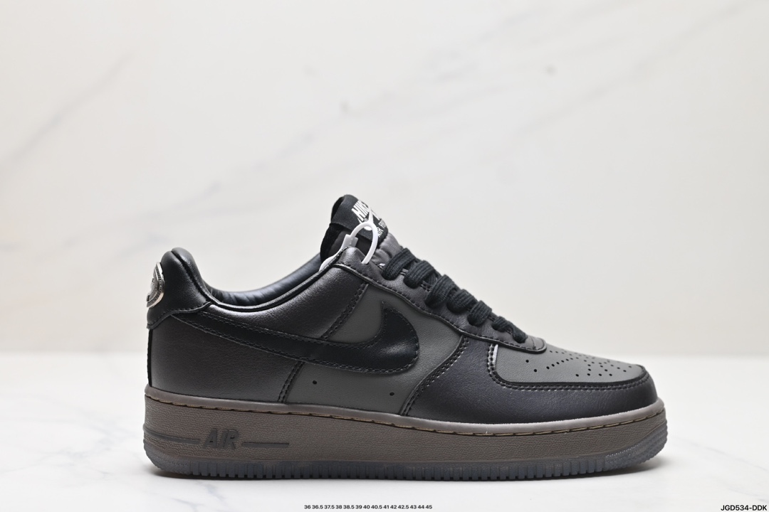 Air Jordan Force 1 Scarpe Air Jordan Vendita online
 Top bassi