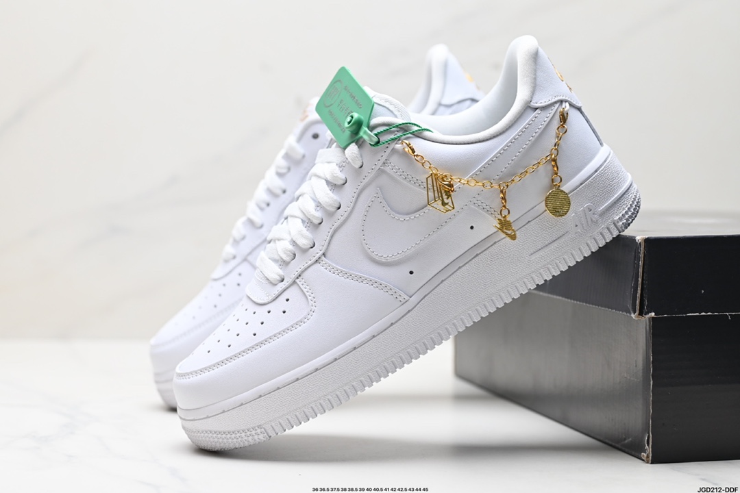 NIKE AIR FORCE 1‘07 LX DD1525-100