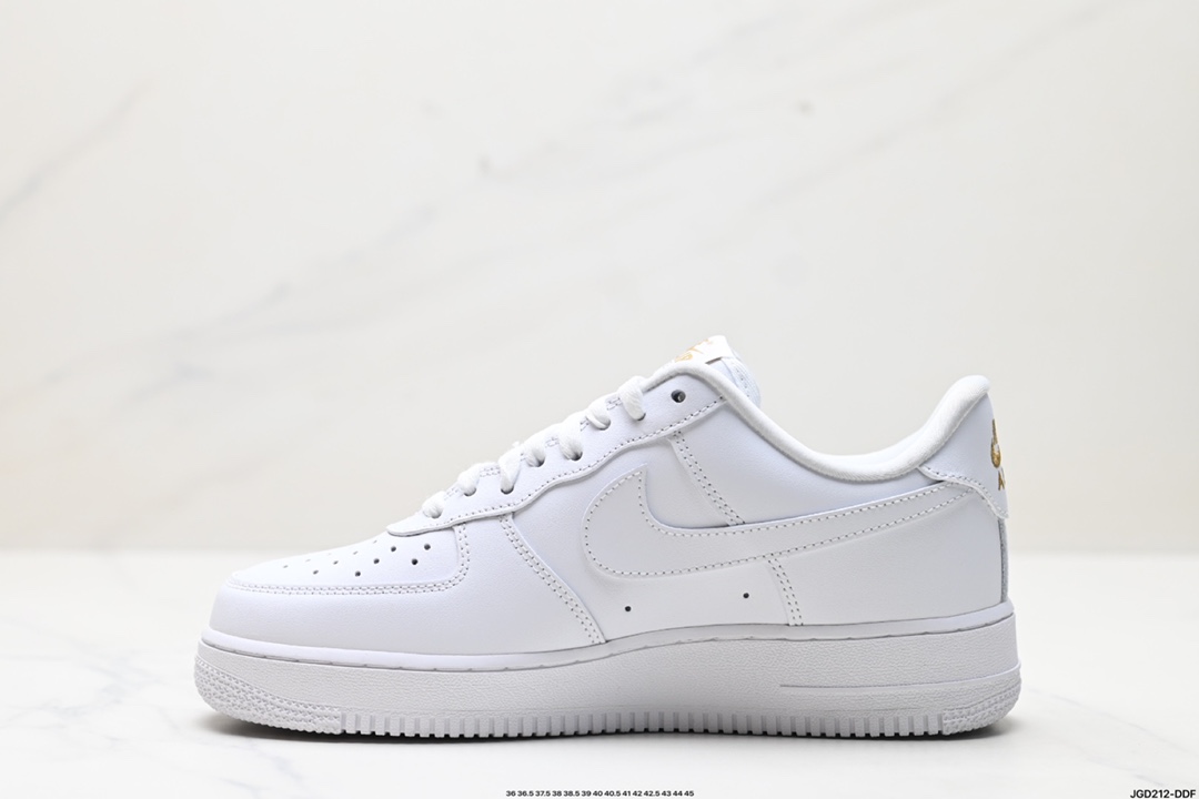 NIKE AIR FORCE 1‘07 LX DD1525-100