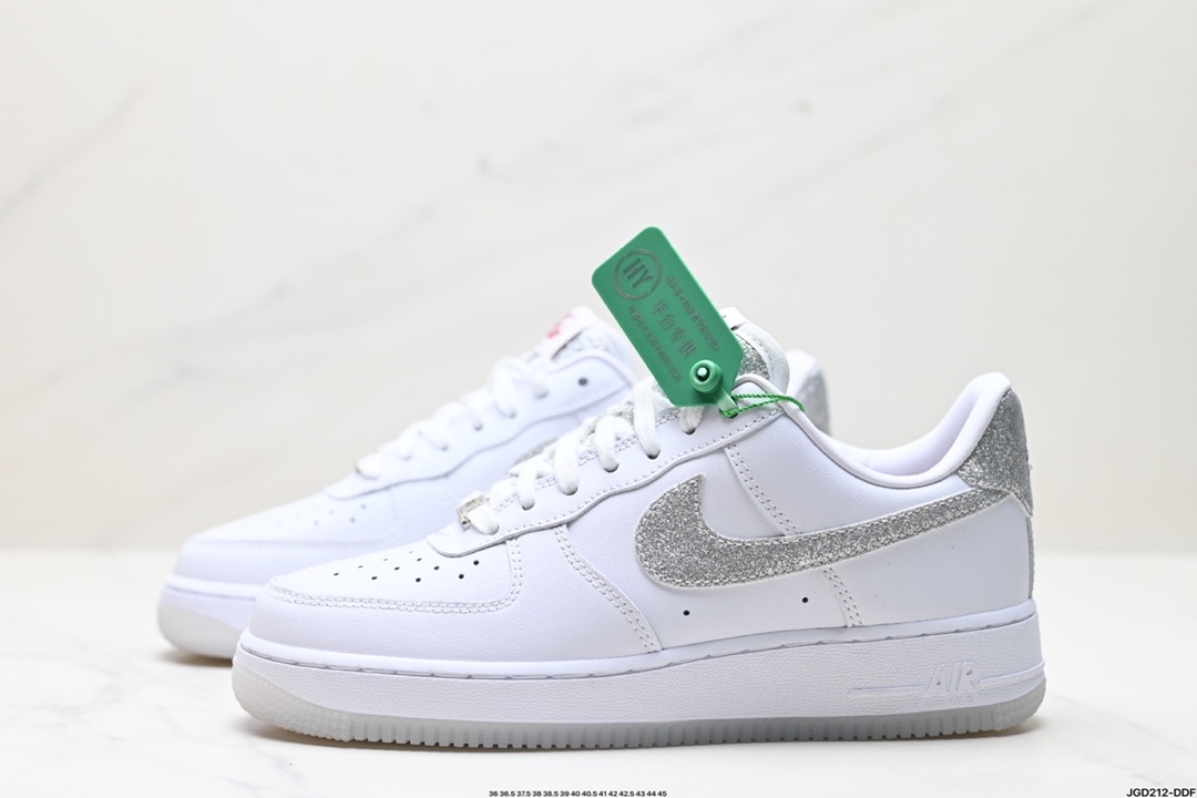 NIKE AIR FORCE 1‘07 HM9656-001