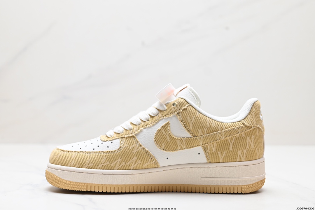 NIKE AIR FORCE 1‘07 LV8 HD1968-027