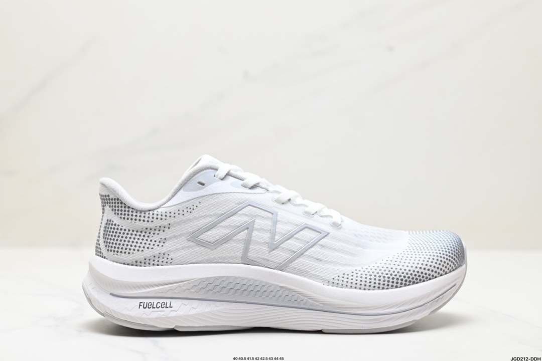 New Balance Shoes Sneakers Fabric Low Tops