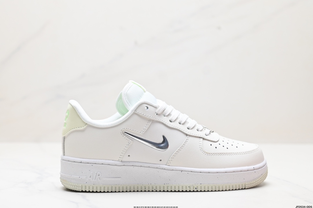 耐克Nike AIR FORCE 1‘07 空军一号低帮百搭休闲运动板鞋 HM3694-011