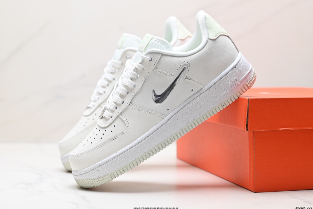 耐克Nike AIR FORCE 1‘07 空军一号低帮百搭休闲运动板鞋 HM3694-011