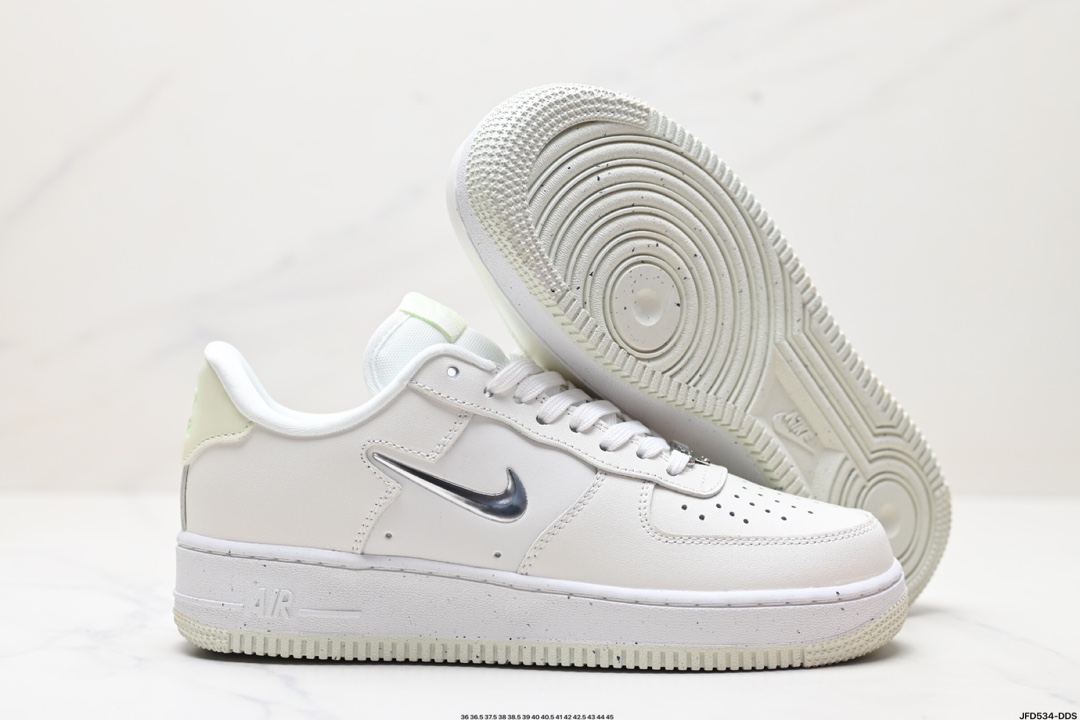 耐克Nike AIR FORCE 1‘07 空军一号低帮百搭休闲运动板鞋 HM3694-011