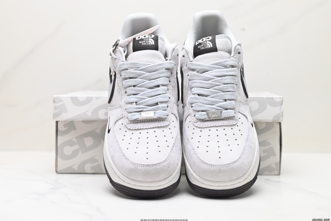 NIKE AIR FORCE 1‘07 HD1968-015