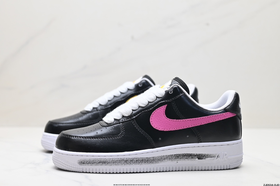 NIKE AIR FORCE 1‘07 AQ3692-004