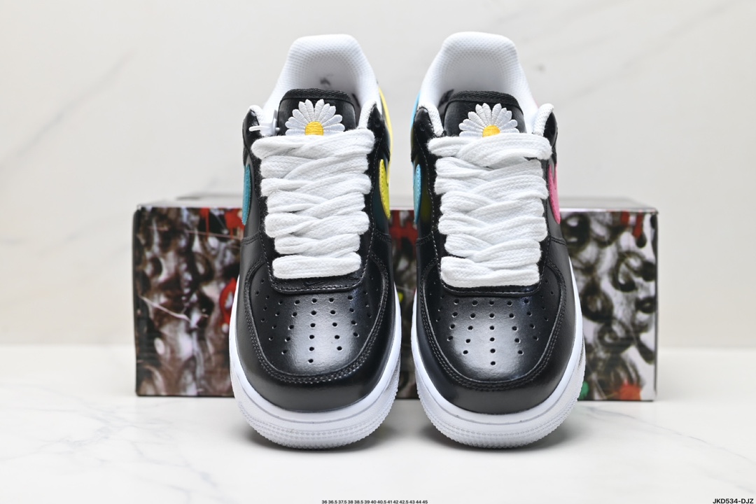 耐克Nike AIR FORCE 1‘07 空军一号低帮百搭休闲运动板鞋 AQ3692-004