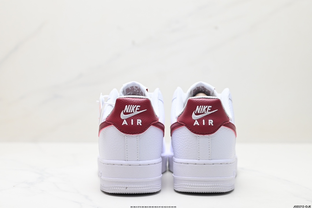 Nike AIR FORCE 1‘07 CZ0326-100