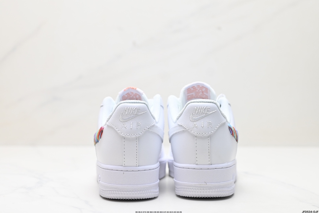 耐克Nike AIR FORCE 1’07 空军一号低帮百搭休闲运动板鞋  FQ4948-100