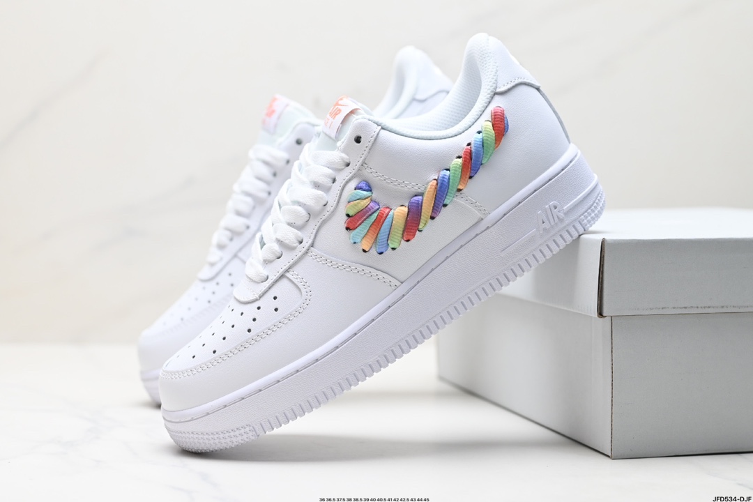 耐克Nike AIR FORCE 1’07 空军一号低帮百搭休闲运动板鞋  FQ4948-100