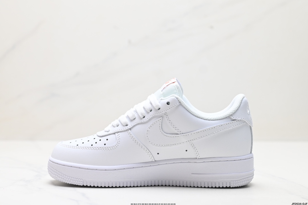 耐克Nike AIR FORCE 1’07 空军一号低帮百搭休闲运动板鞋  FQ4948-100