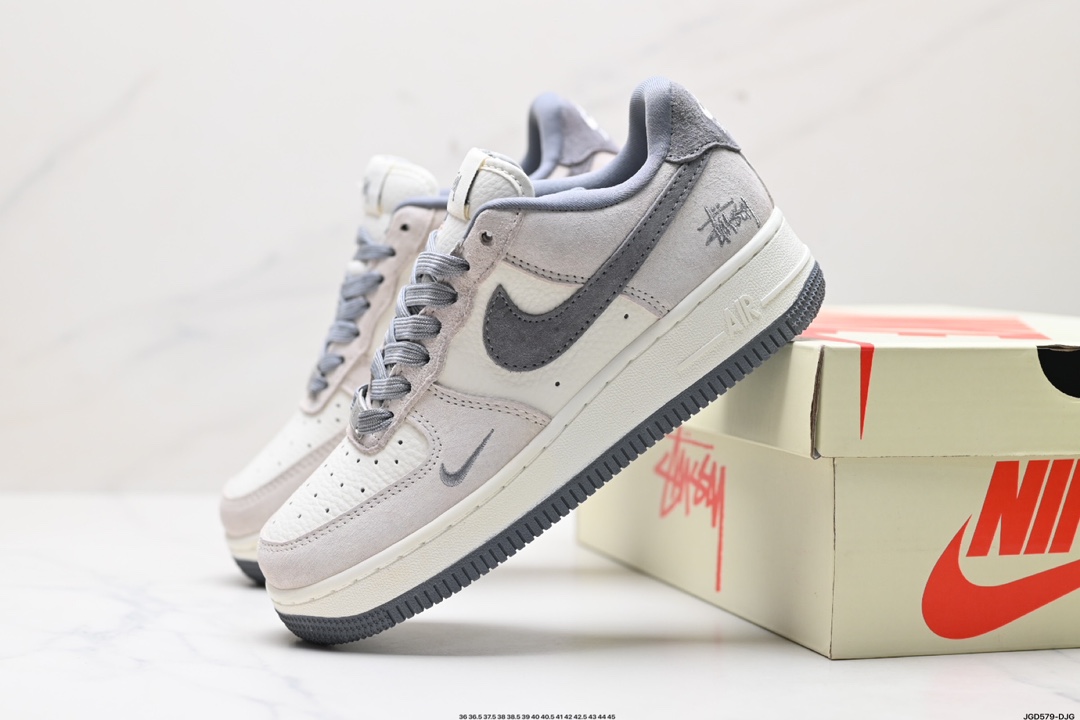 NIKE AIR FORCE 1‘07 HD1968-013