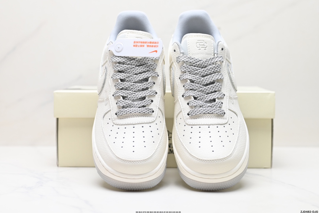 NIKE AIR FORCE 1‘07  RC2369-172