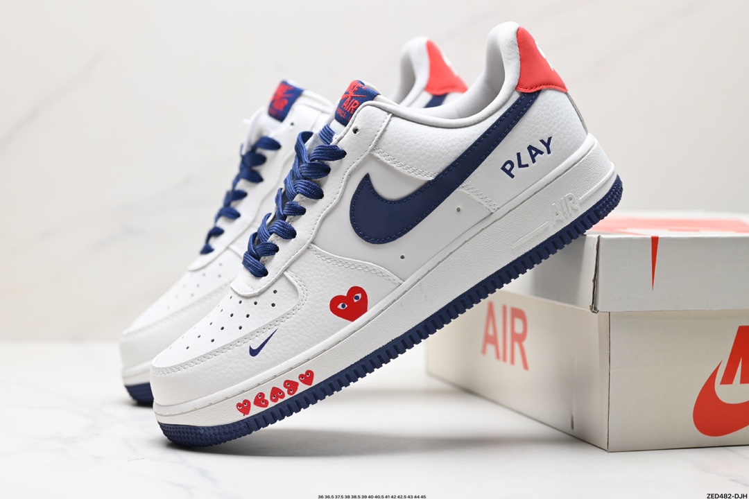 NIKE AIR FORCE 1‘07  KK1988-001