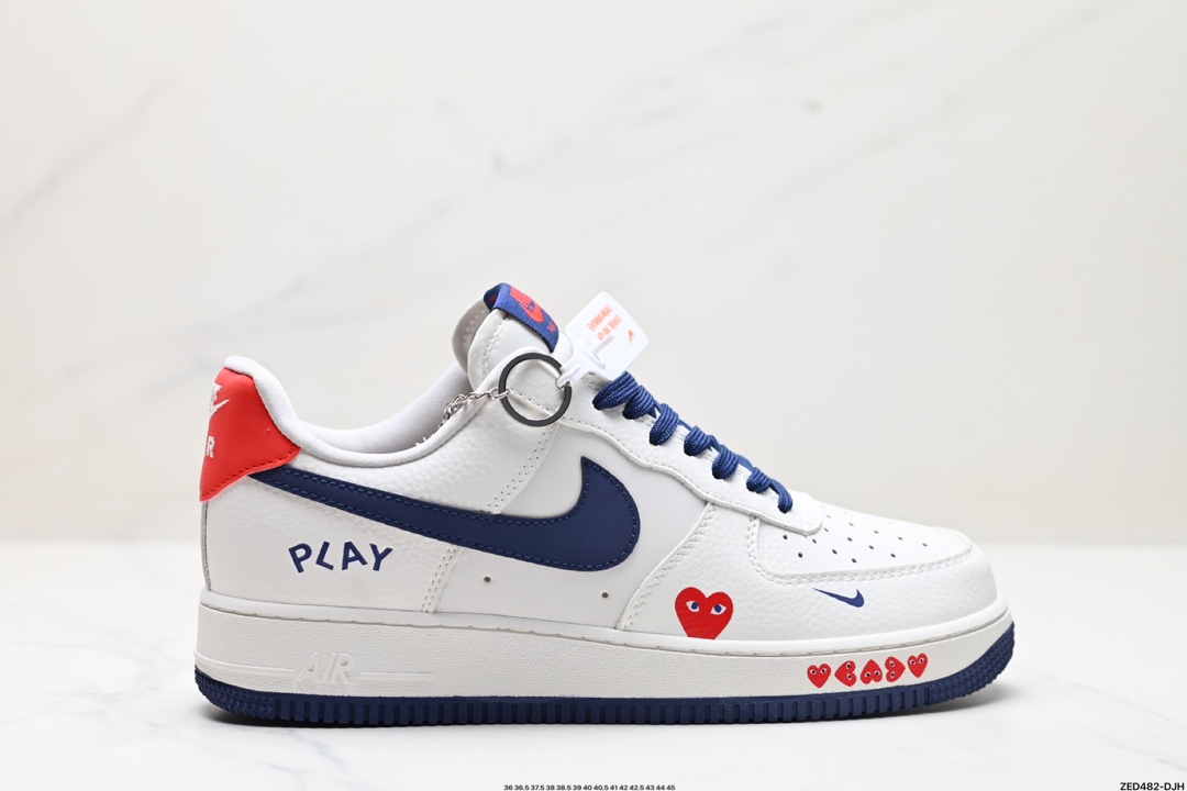 NIKE AIR FORCE 1‘07  KK1988-001