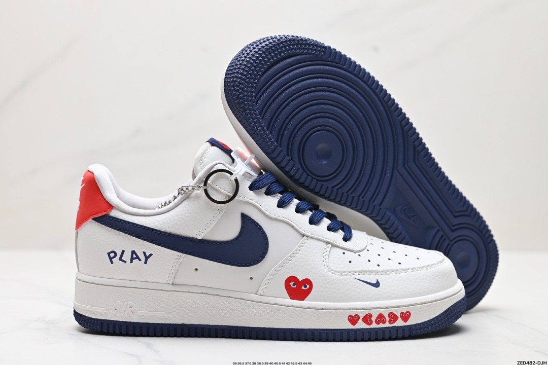 NIKE AIR FORCE 1‘07  KK1988-001