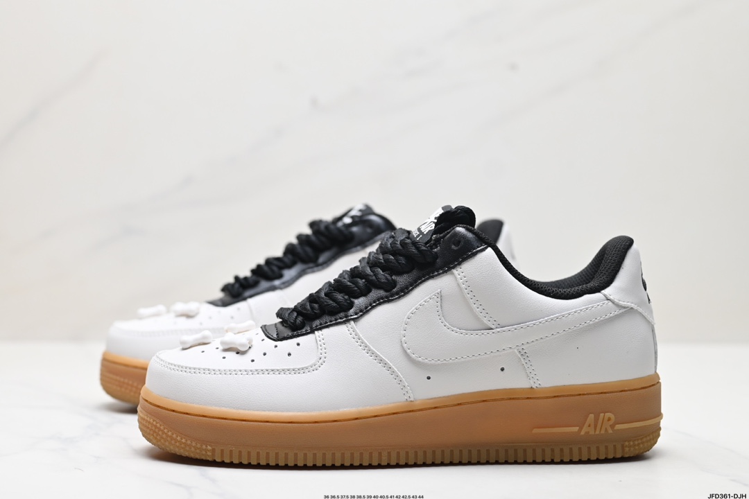 耐克Nike AIR FORCE 1’07 空军一号低帮百搭休闲运动板鞋  FQ8714-600