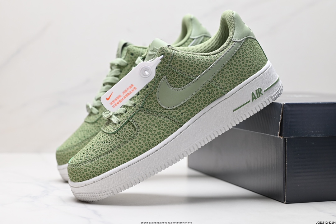 NIKE AIR FORCE 1‘07 LV8  FV6519-200