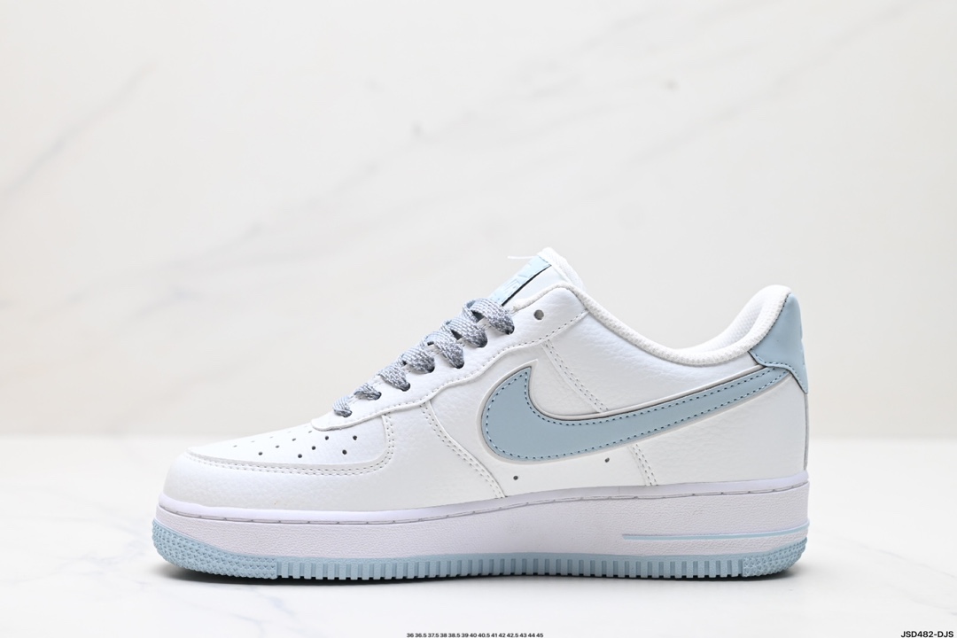 NIKE AIR FORCE 1‘07   AQ2566-201