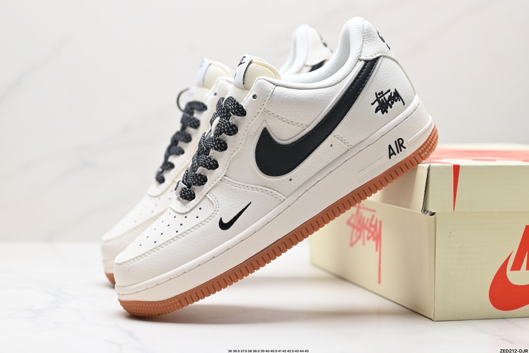 NIKE AIR FORCE 1‘07 LV8 XZ5688-001