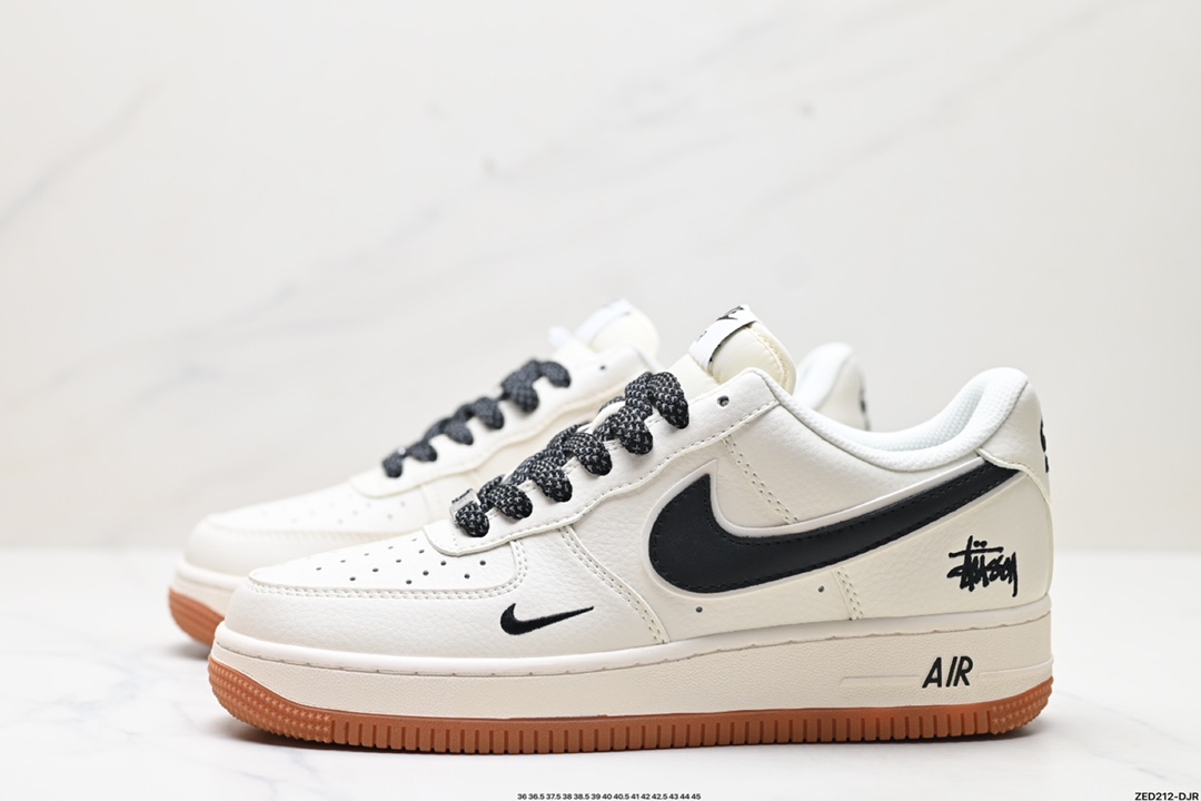 NIKE AIR FORCE 1‘07 LV8 XZ5688-001