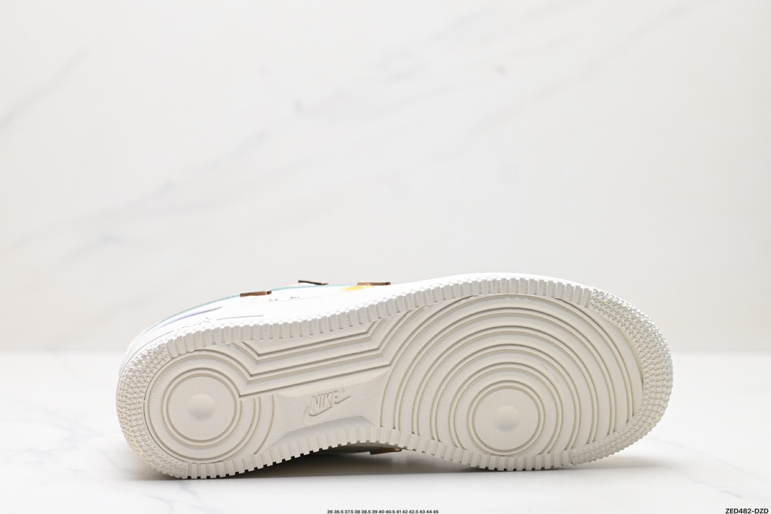 NIKE AIR FORCE 1‘07 LV8  ZH0316-040