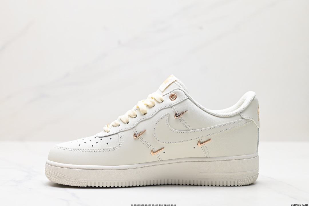 NIKE AIR FORCE 1‘07 LV8  ZH0316-040